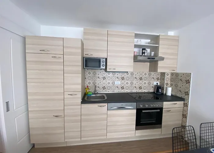 Esma شقة نوفي بازار