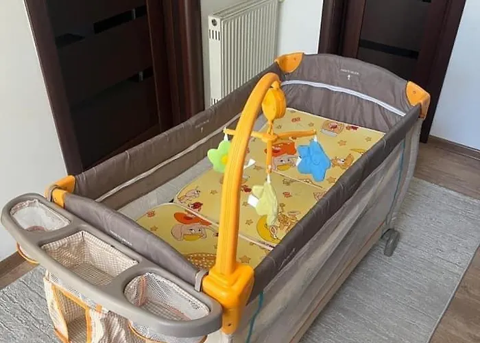 Esma نوفي بازار